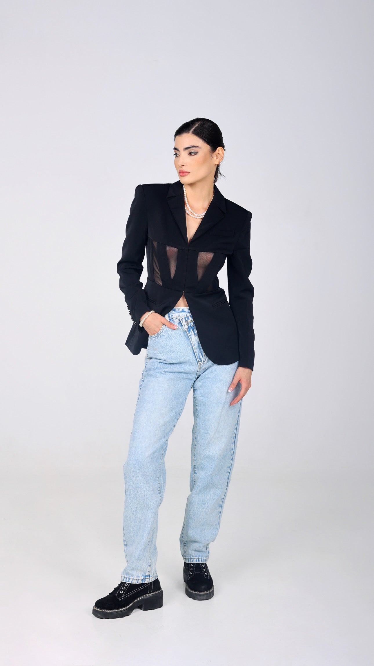 ALINA BLACK BLAZER